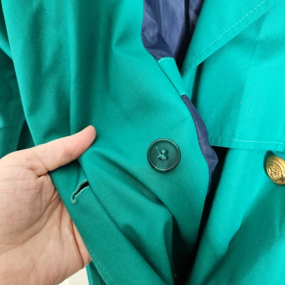 Vintage London Fog long trench rain resistant coat size 10 - Picture 4 of 9